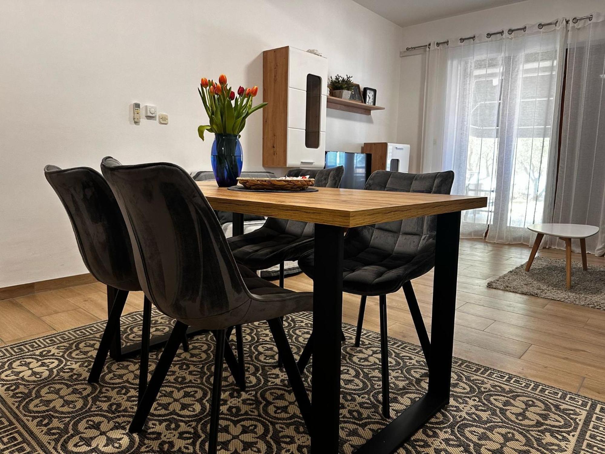 Apartmani Roko ビオグラード・ナ・モル エクステリア 写真
